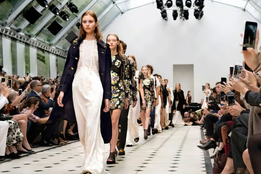 Fashion Week